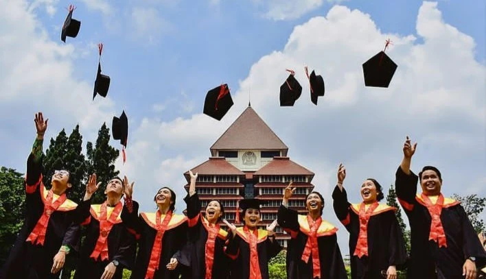 Pilihan Beasiswa Kuliah Di Dalam Negeri Favorit Mahasiswa Indonesia