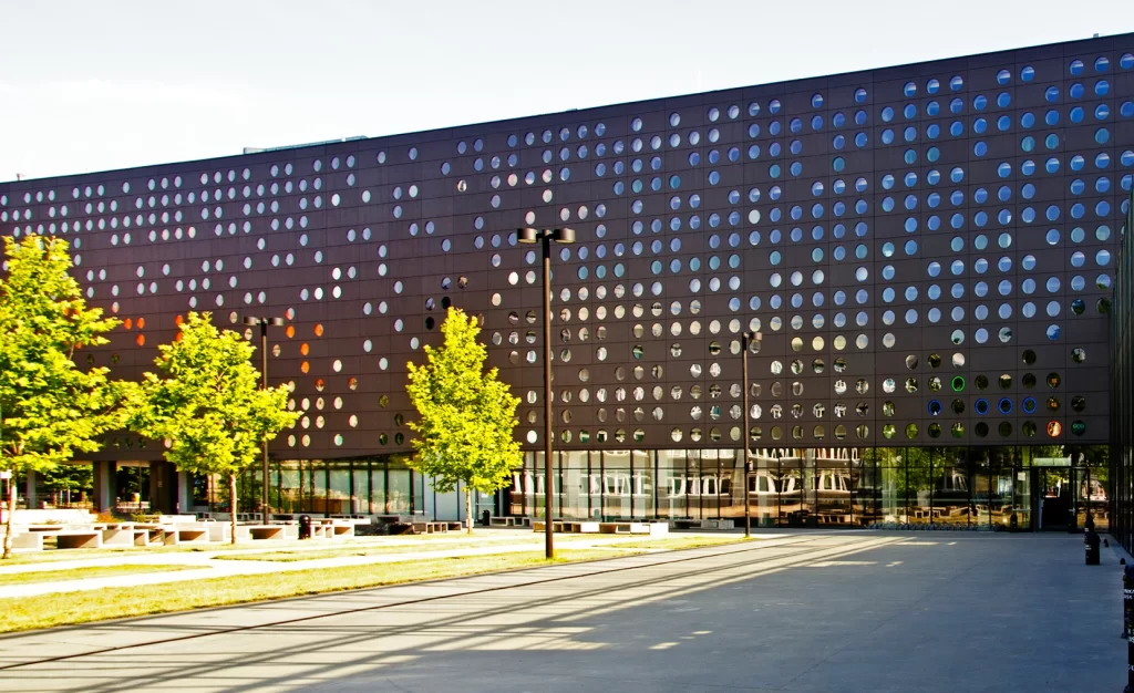 C13 building, Wrocław University of Science and Technology, Polandia